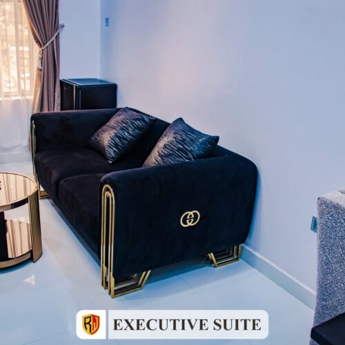 Executive Suite - Image 3