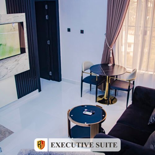 Executive Suite - Image 6