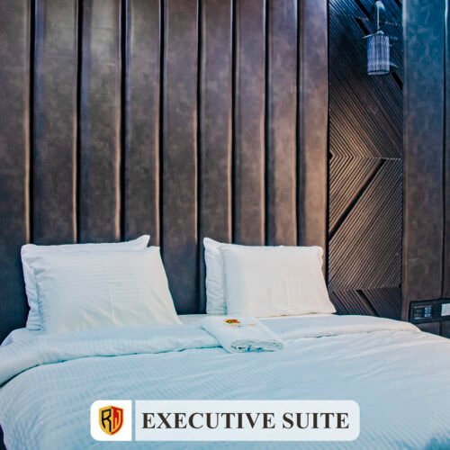 Executive Suite - Image 7